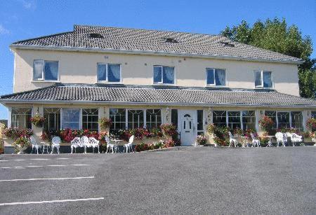 Teach Na Coiribe B&B Castlegar Екстериор снимка