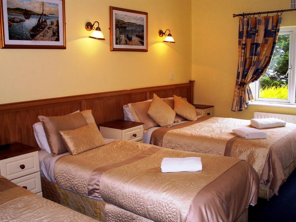 Teach Na Coiribe B&B Castlegar Стая снимка