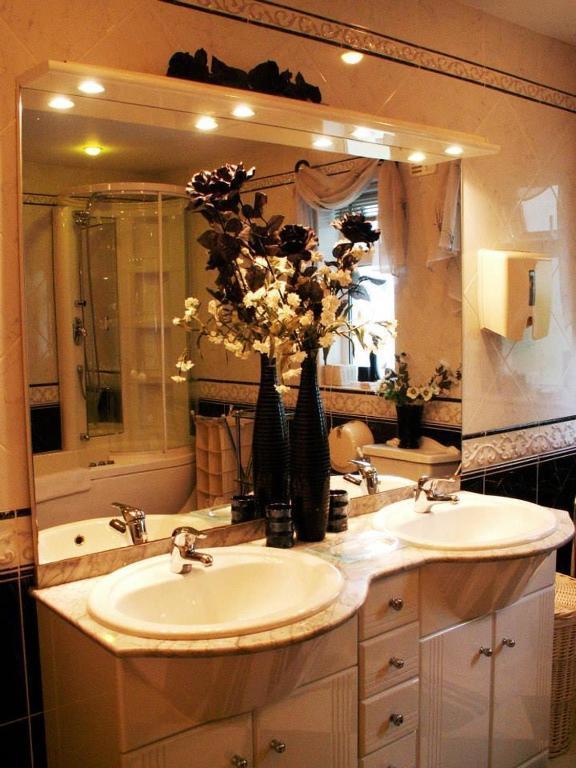 Teach Na Coiribe B&B Castlegar Екстериор снимка