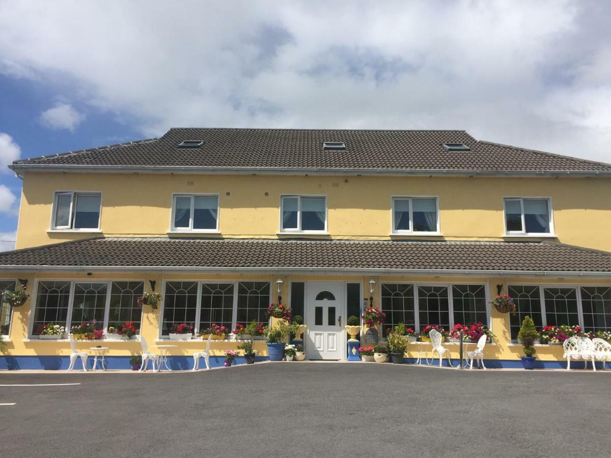 Teach Na Coiribe B&B Castlegar Екстериор снимка