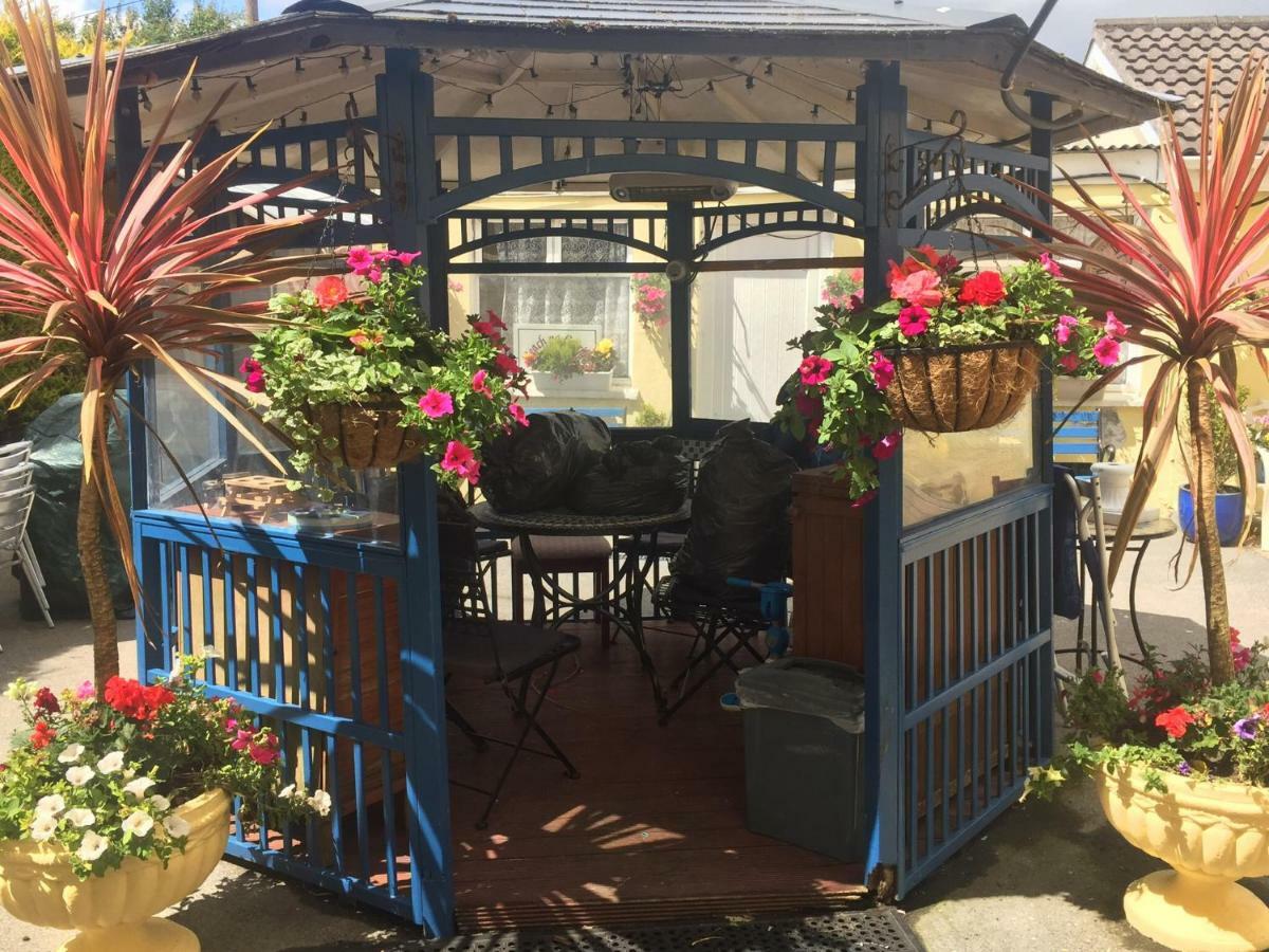Teach Na Coiribe B&B Castlegar Екстериор снимка