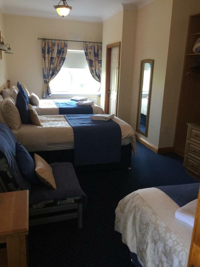 Teach Na Coiribe B&B Castlegar Екстериор снимка